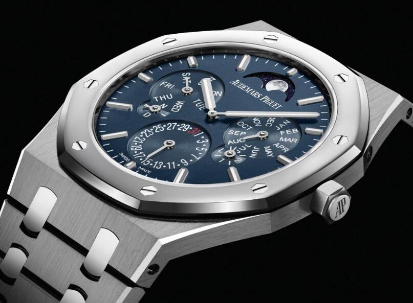 The ultra thin Audemars Piguet presents the high level of watchmaking craftsmanship.
